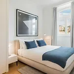 Ave Liberdade Restauradores Suite Deluxe